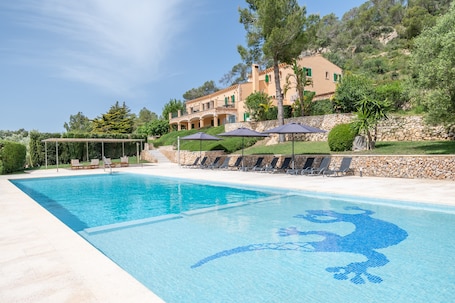 Pool. Villa 'Ca'n Cristofal' with Mountain View, Wi-Fi and Air Conditioning