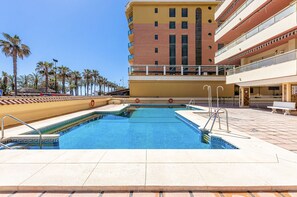 Pool - LAPAELLA- Modern apartment in first line of the beach (Torremolinos)