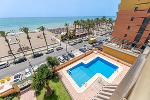 Pool - LAPAELLA 2- Contemporary oceanfront apartment (Torremolinos)