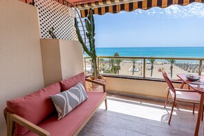 Interior - LAPAELLA 2- Contemporary oceanfront apartment (Torremolinos)