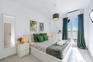 Iron/ironing board, free WiFi, bed sheets - Penthouse with solarium and panoramic views (Benalmádena)