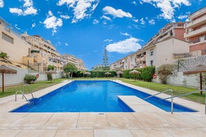 Pool - Cozy apartment for 5 in Torrequebrada (Benalmádena)