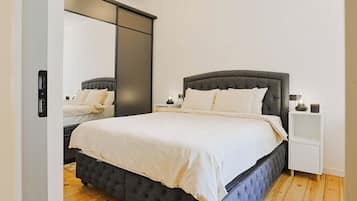 2 habitaciones, tabla de planchar con plancha, wifi y ropa de cama