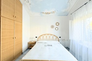 Room - P090 - Porto Recanati, a wonderful villa in a residential complex with a swimming pool. (Porto Recanati)