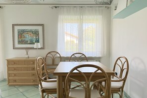 Dining - P090 - Porto Recanati, a wonderful villa in a residential complex with a swimming pool. (Porto Recanati)