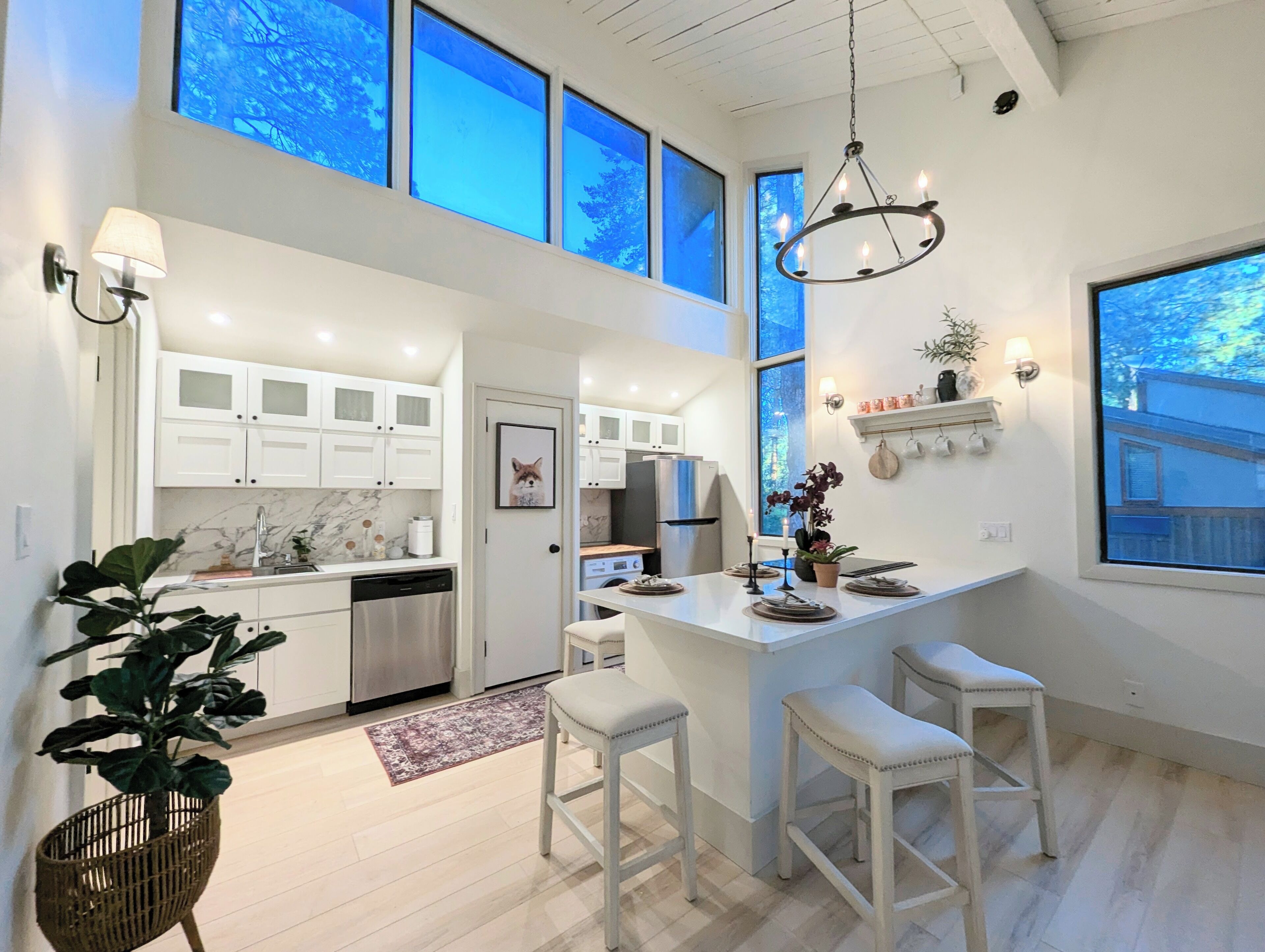 High Ceilings, Natural Light - High Ceilings, Natural Light