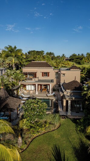Exterior - Cozy 3-Bed Villa / Infinity Pool & Terrace (Bel Ombre)