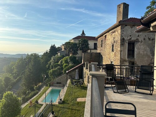 Panoramic house, swimming pool, between langhe and monferrato