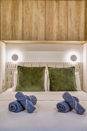 Iron/ironing board, free WiFi, bed sheets - Stylish studio apartment near Valletta FCAV1-2 (Floriana)