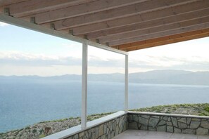 Apartment - Nireos Coast Evia - Panoramic Seaview Gem (Kymi-Aliveri)