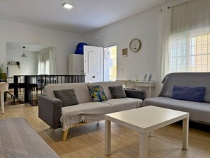 TV - Dúplex Santo Domingo - Ole Solutions (Puerto de Santa María)