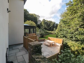 Terrace/patio - Riverside House (Scarborough)