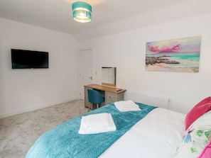 5 bedrooms, individually decorated, individually furnished, free WiFi - Riverside House (Scarborough)