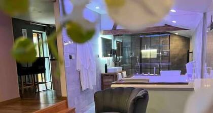 Chalet romantique avec spa et sauna prives