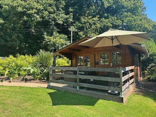 Chalet avec jacuzzi privatif nature & romantique