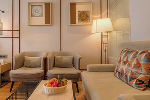 Executive Studio Suite - Ramee Collection Airport Road Mohali (Mohali)