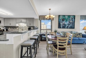 Dining - Waterpointe II 701 l Oceanfront l 3BR l Pools (North Myrtle Beach)
