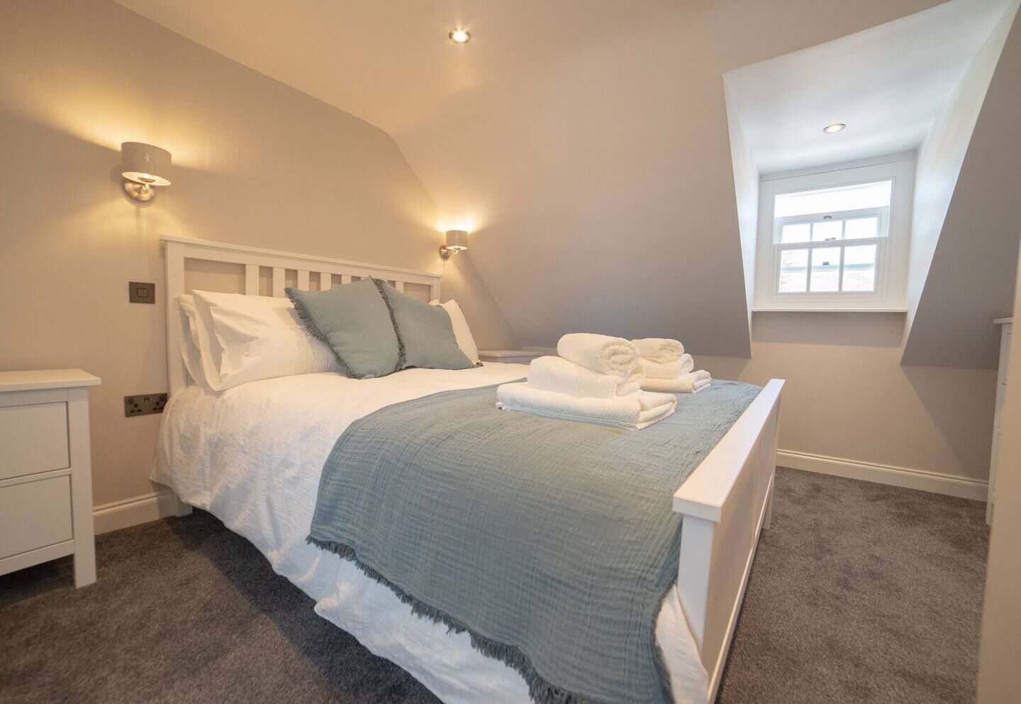 1 bedroom, iron/ironing board, travel cot, free WiFi