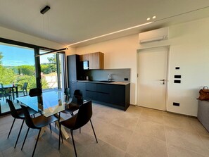 Dining - Fuoco Art Suite   Lake View and Biopool (BARDOLINO)