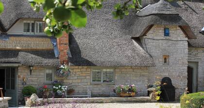 A Somerset retreat. A quiet countryside location, ideal for exploring Somerset.