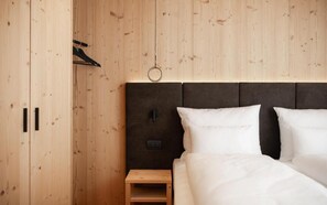 Superior Suite, Balcony, Mountain View - Hotel La Truga (Selva di Val Gardena)