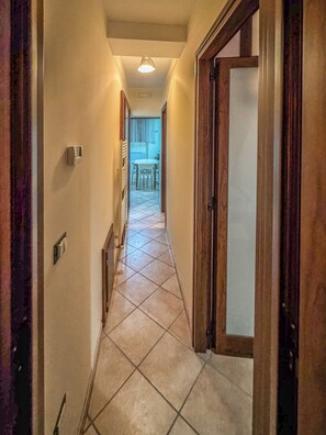 Apartment, 3 Bedrooms | Interior - Appartamento vicino al Duomo (Siena)