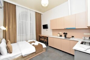 Laptopgeeigneter Arbeitsplatz, schallisolierte Zimmer
