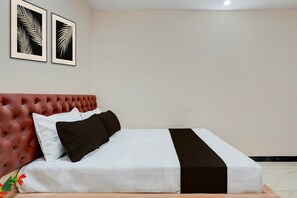 House - Deluxesrs Boarding and Lodging (Bengaluru)
