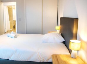 Classic Apartment, Balcony - Résidence Nouvelles Sylphides (Carrières-sous-Poissy)