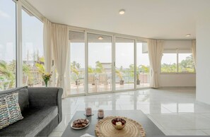 House - Casa De Nirvana - 3BR With Pvt Jacuzzi in Saipem (Candolim)