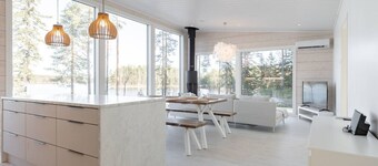 Kintaus Lakeside Villa