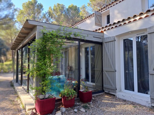 Artist's house with swimming pool in the Pièdes