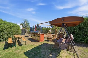 บ้านพัก, 5 ห้องนอน | รับประทานอาหารกลางแจ้ง