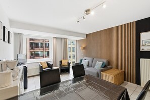 TV - 1 bedroom accommodation in De Panne (De Panne)