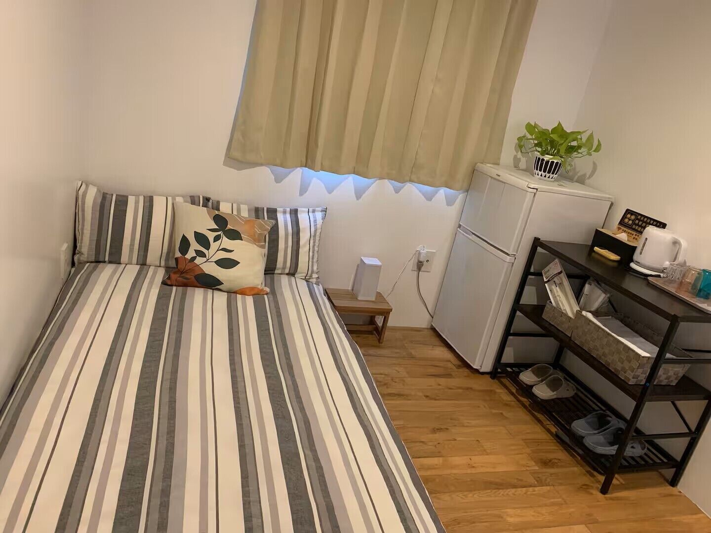 Basic Single Room, City View