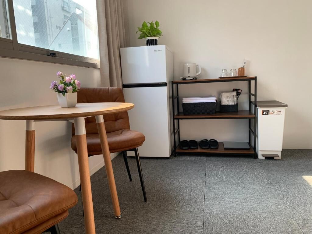 Basic Triple Room, City View | Interior