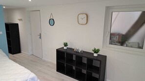 Accès Internet, draps fournis