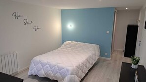 Accès Internet, draps fournis