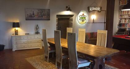 Bed and Breakfast 'Roc' with Shared Terrace and Shared Garden