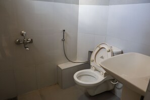 Bathroom - Hotel J'S Heritage (Kodaikanal)