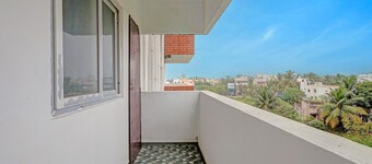 Deluxetad Homes