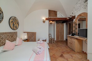 Iron/ironing board, bed sheets - Villa Solenzana, a gem by the sea (stintino)