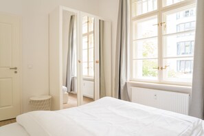 Room - Frankfurter Allee Deluxe Apartments by Sabine (Berlin)