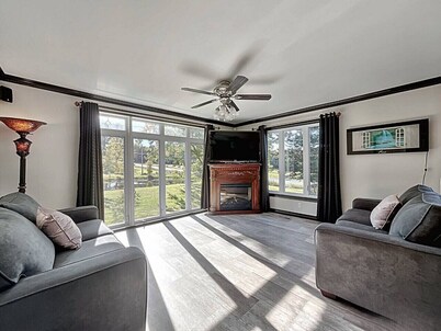 The Royal Palace 18 people | Pool & Spa | Leisure