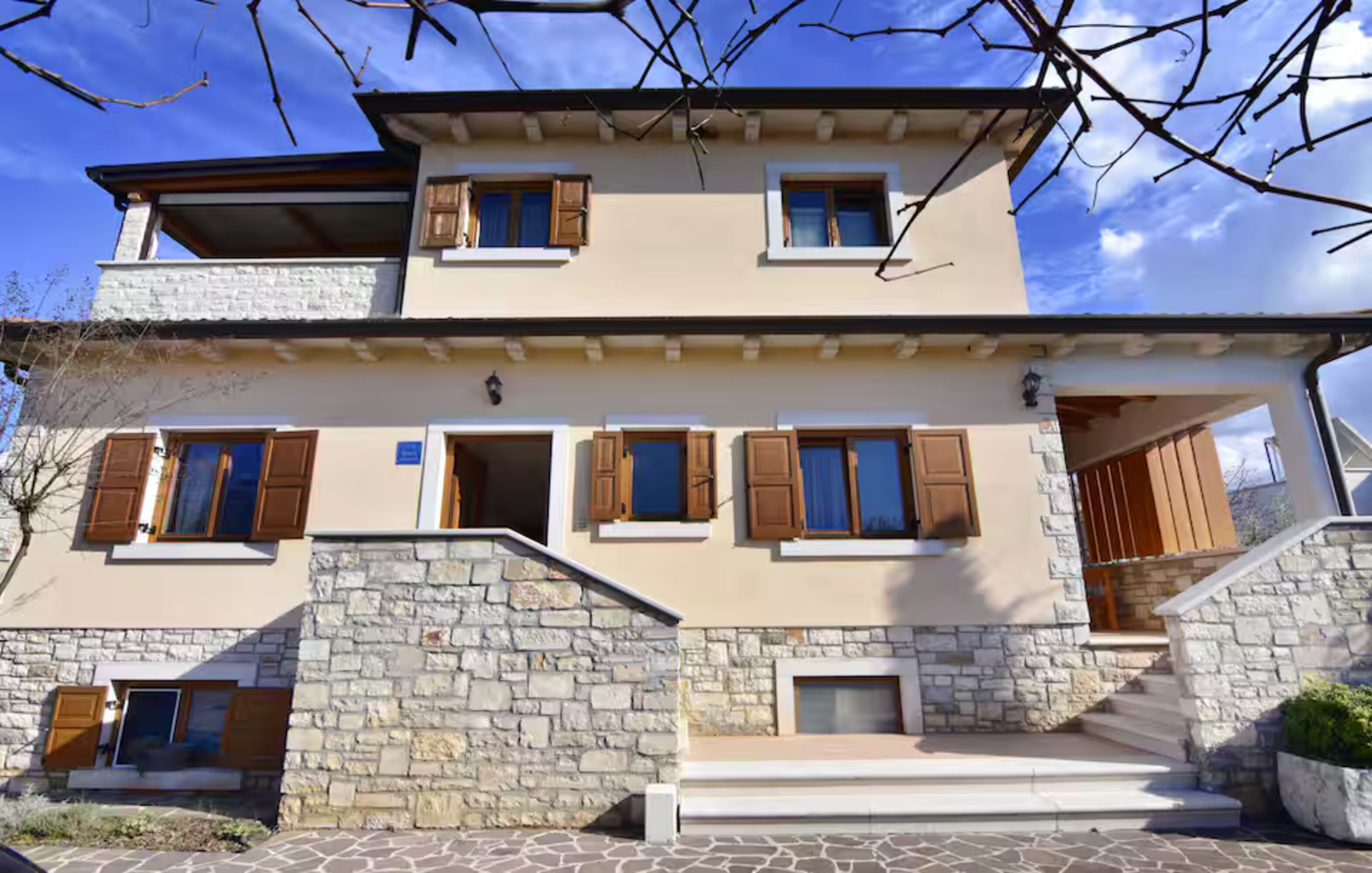 Apartment, 3 Bedrooms, Patio, Garden View | Exterior