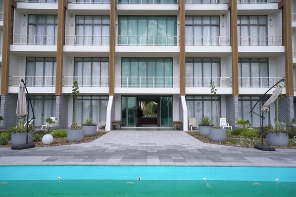 Pool - Koh Talu On Shore Resort by Koko (Bang Saphan Noi)