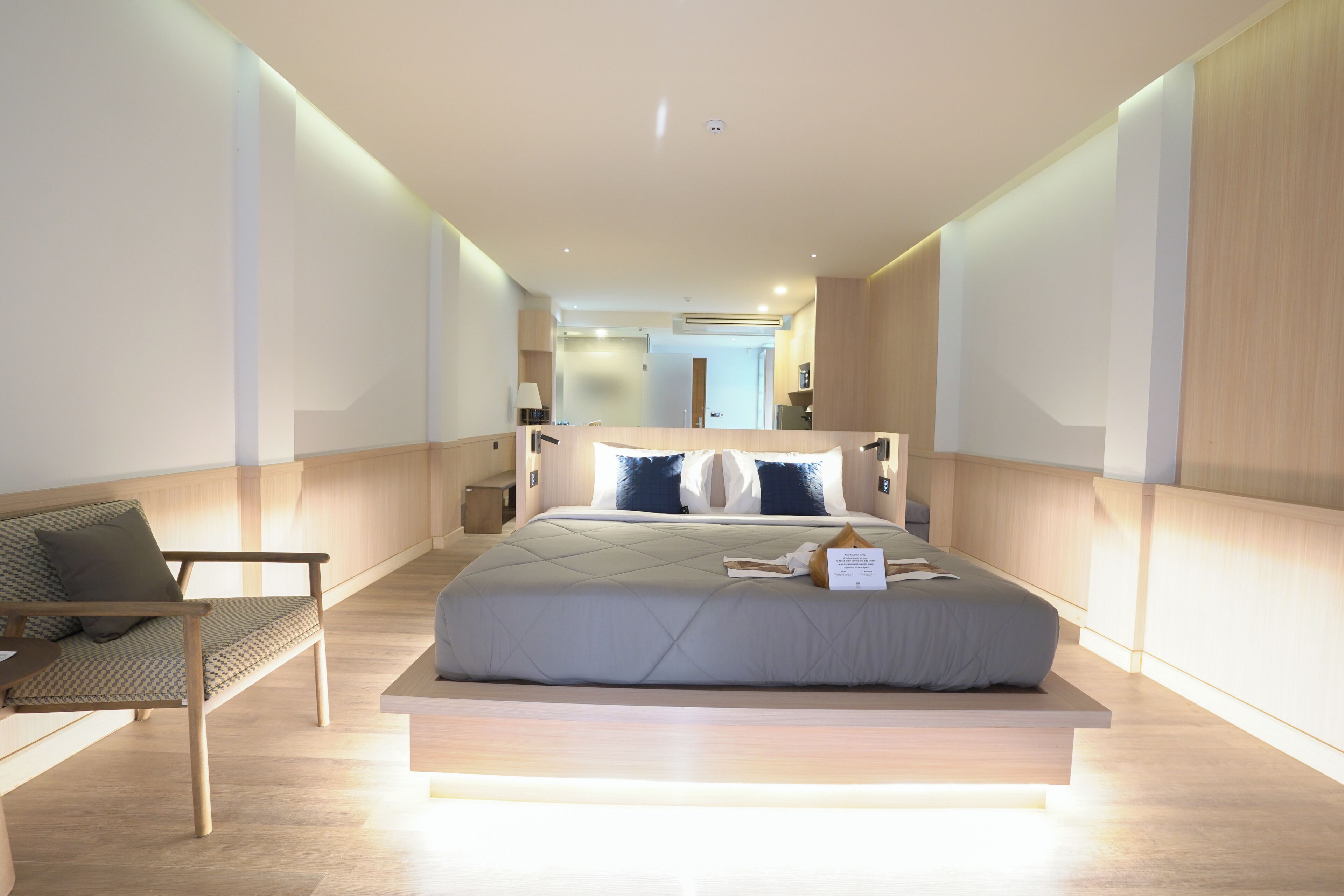 Deluxe Studio Suite, Sea View