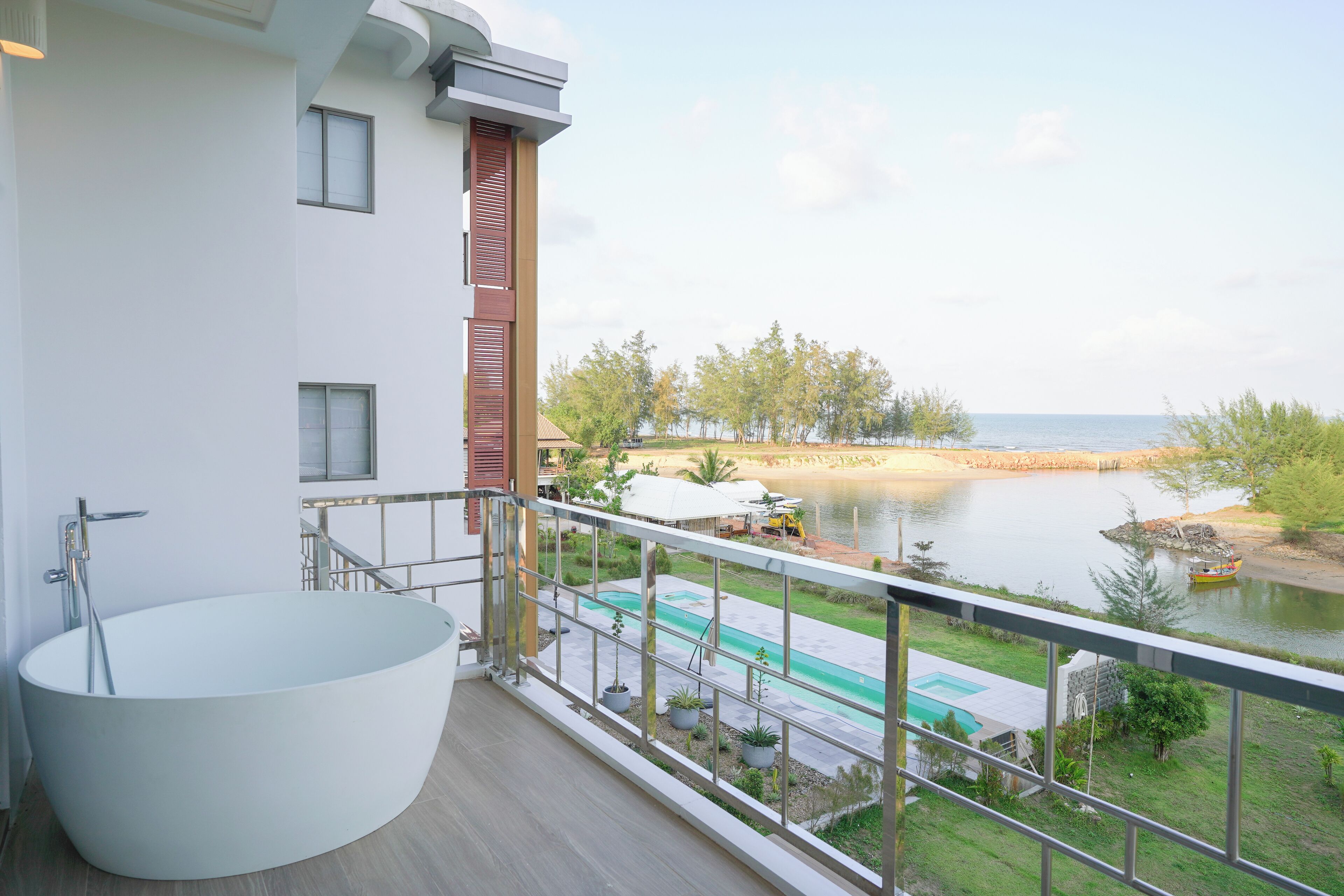 Habitación Grand, 2 habitaciones, vista al mar | Balcón