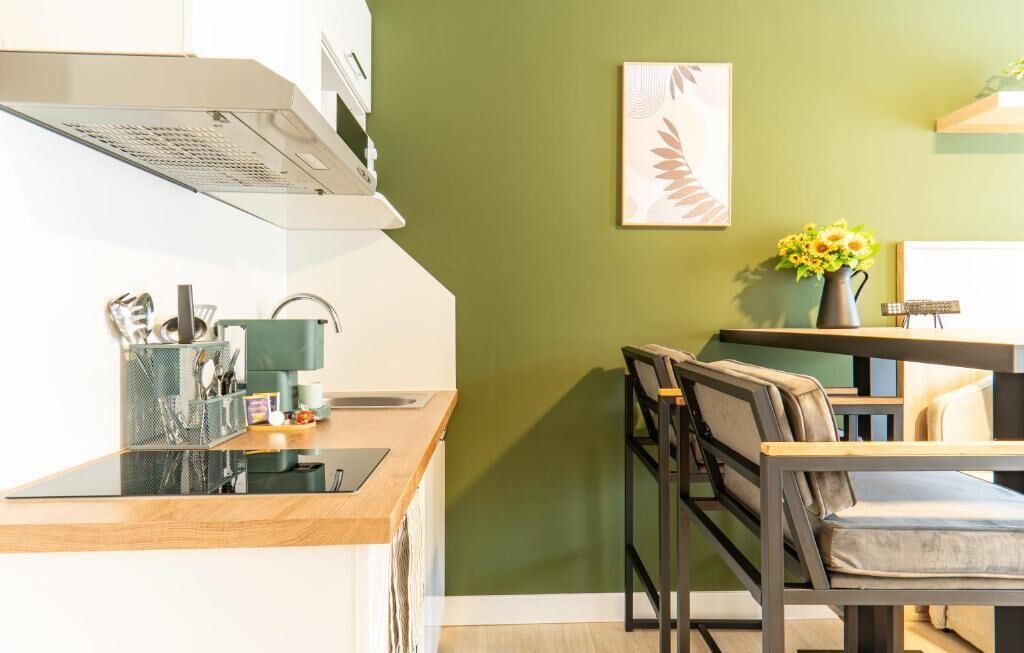 Standard-Apartment, Mehrere Betten, Nichtraucher, Küche | Eigene Küche | Kühlschrank, Mikrowelle, Herdplatte, Kochgeschirr/Geschirr/Besteck