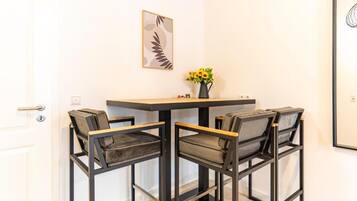 Apartment, Mehrere Betten, Nichtraucher, Küche | Speisen